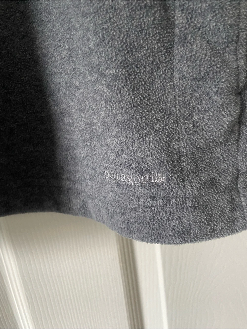 Patagonia Gray Hooded Pullover Fleece size small men’s